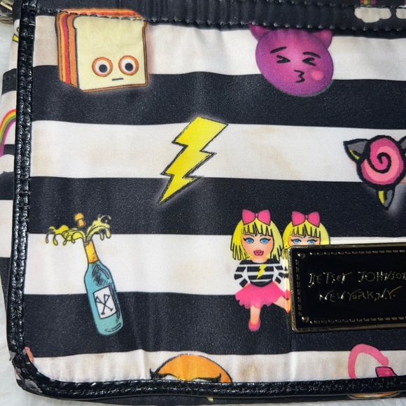 Betsey Johnson shoulder purse small - Picture 2 of 11